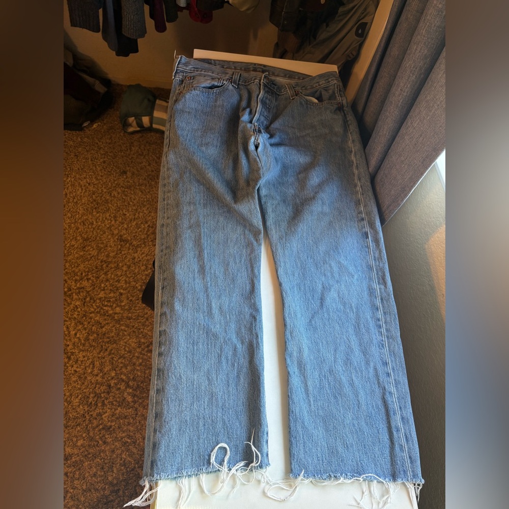 Levi's Relaxed Fit Light Blue Jeans
